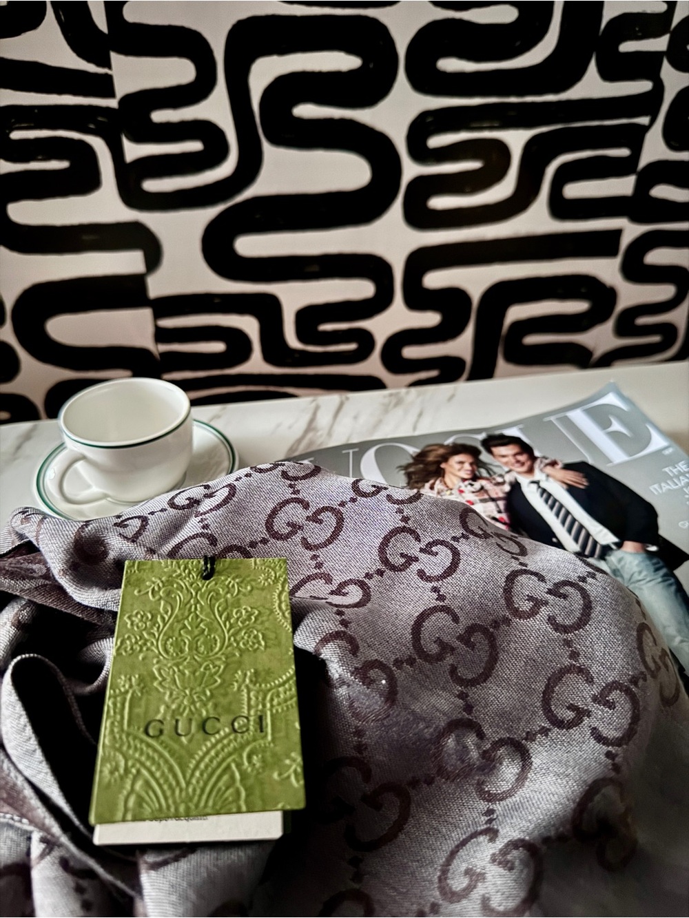 Authentic NWT Gucci Gray GG Jacquard Scarf with Subtle Brown Logo (Reversible)